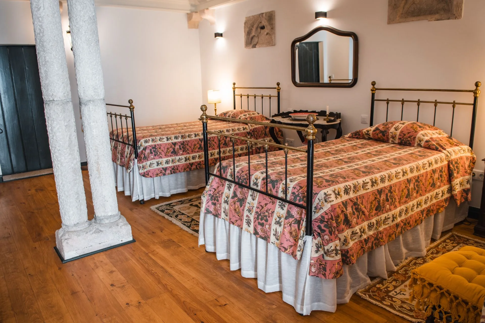 quarto colunas